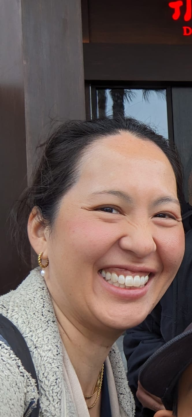 Customer photo review of Layla Pearl Twist Earrings