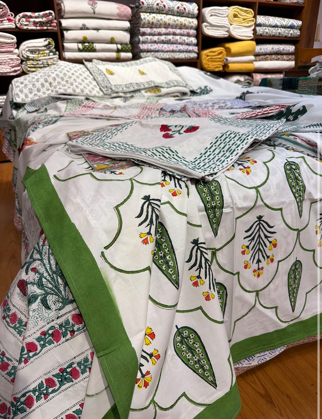 Customer photo review of Haathi Umbrella Muslin Razai