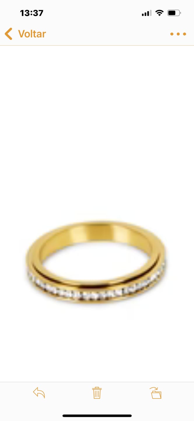 Customer photo review of Anel Brilhante Rotativo Banhado em Ouro 18k
