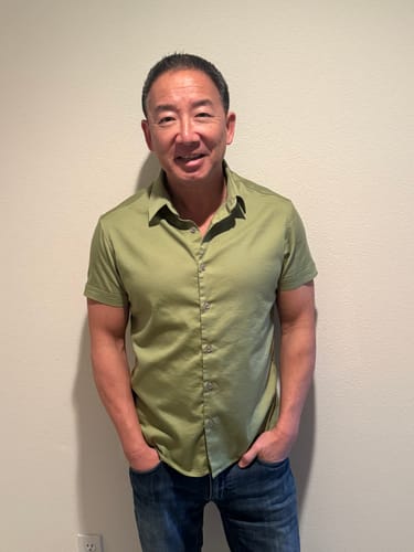 Customer photo review of Wrinkle-resistant Cotton-Lycra Shirt - Leaf Green - Short Sleeve