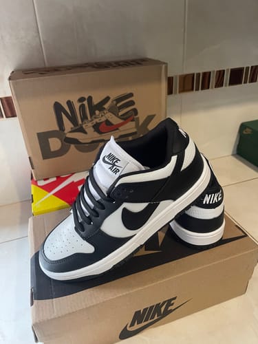 Customer photo review of Tenis Dunk Blanco Negro Negro