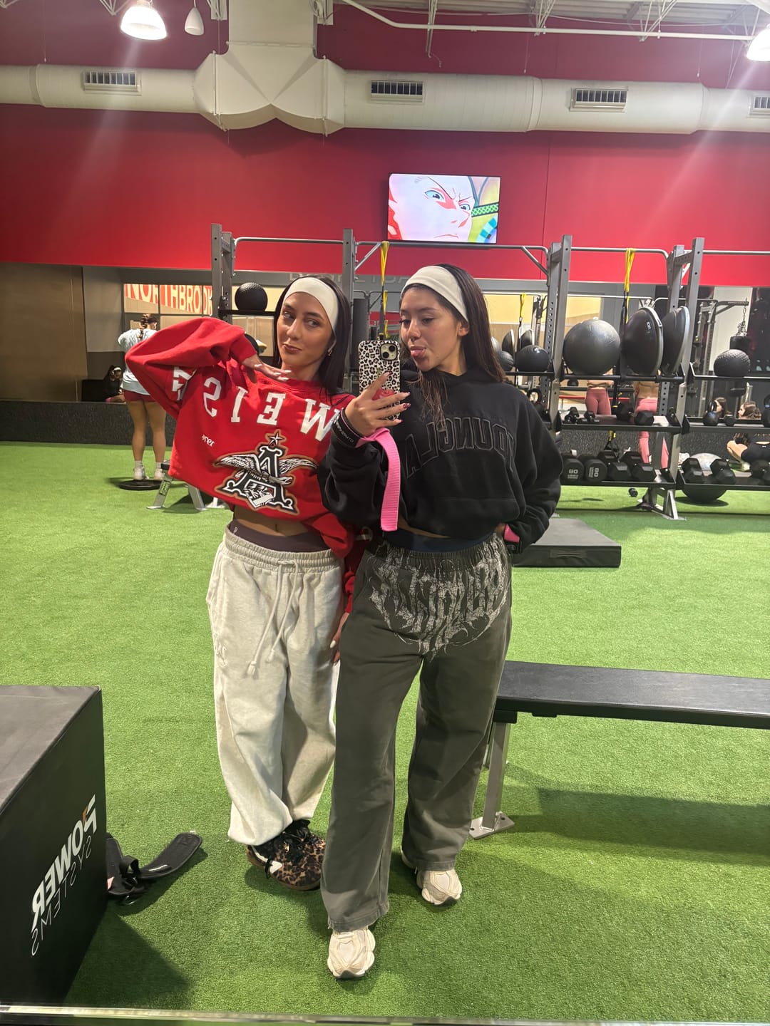 Customer photo review of W5192 - Layover Hoodie