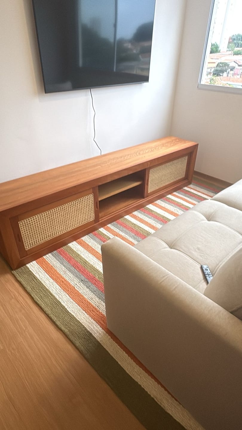 Customer photo review of Rack De Madeira Maciça Demolição Lagoa Com Portas Palhinha