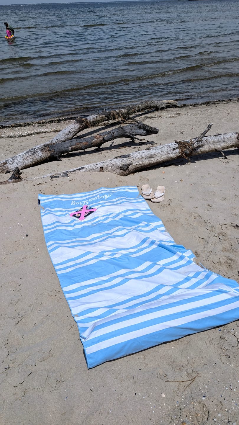 Customer photo review of Luxe Beach Towel