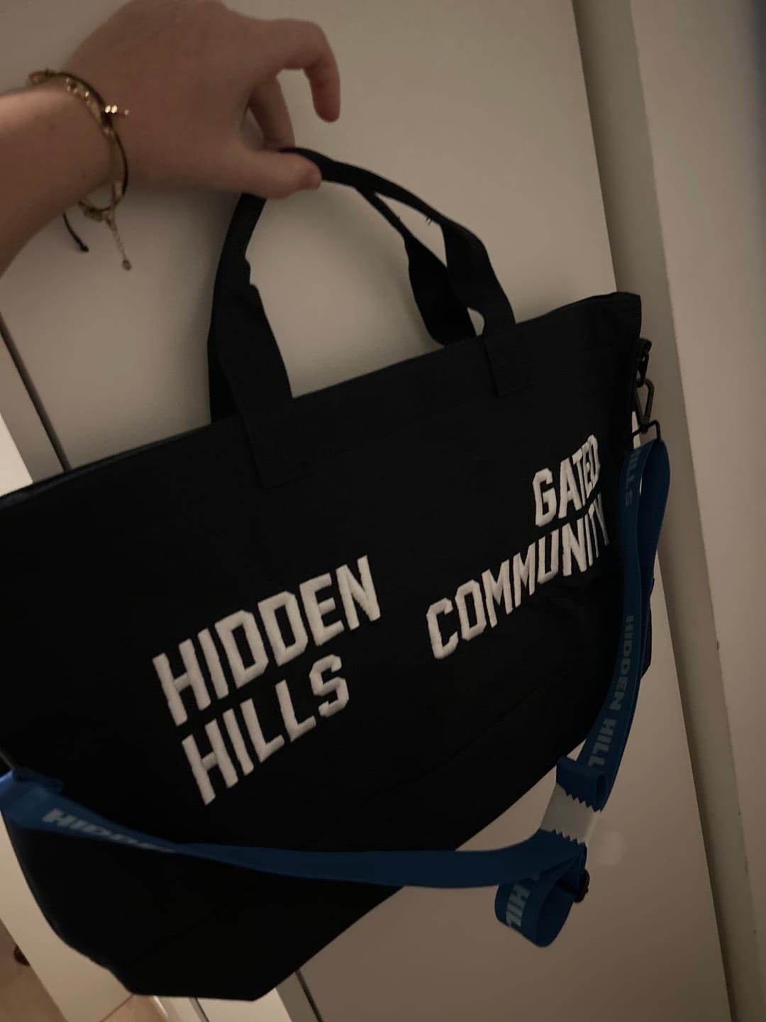 Customer photo review of GATED COMMUNITY CANVAS SHOPPER BAG