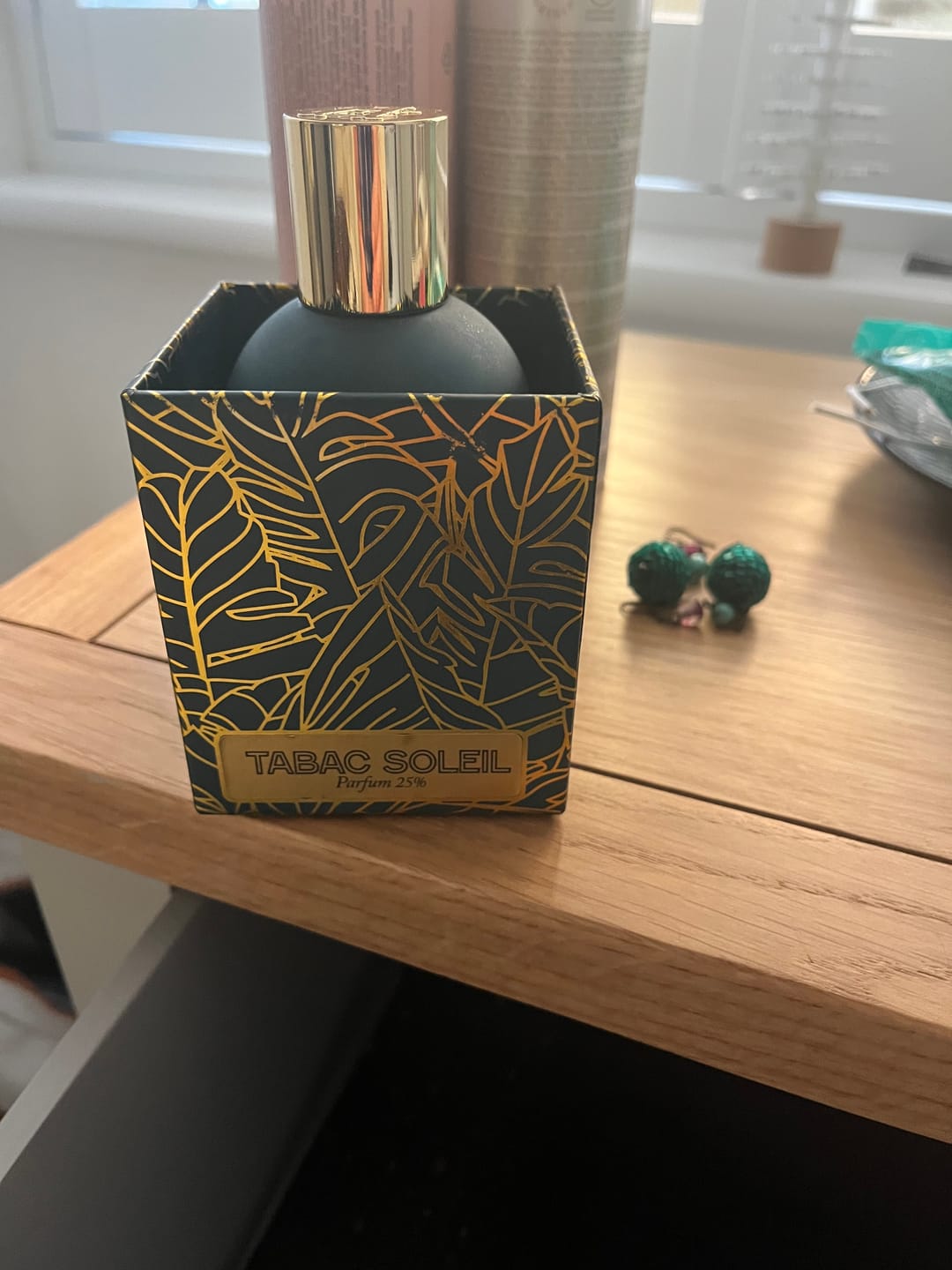 Customer photo review of Tabac Soleil