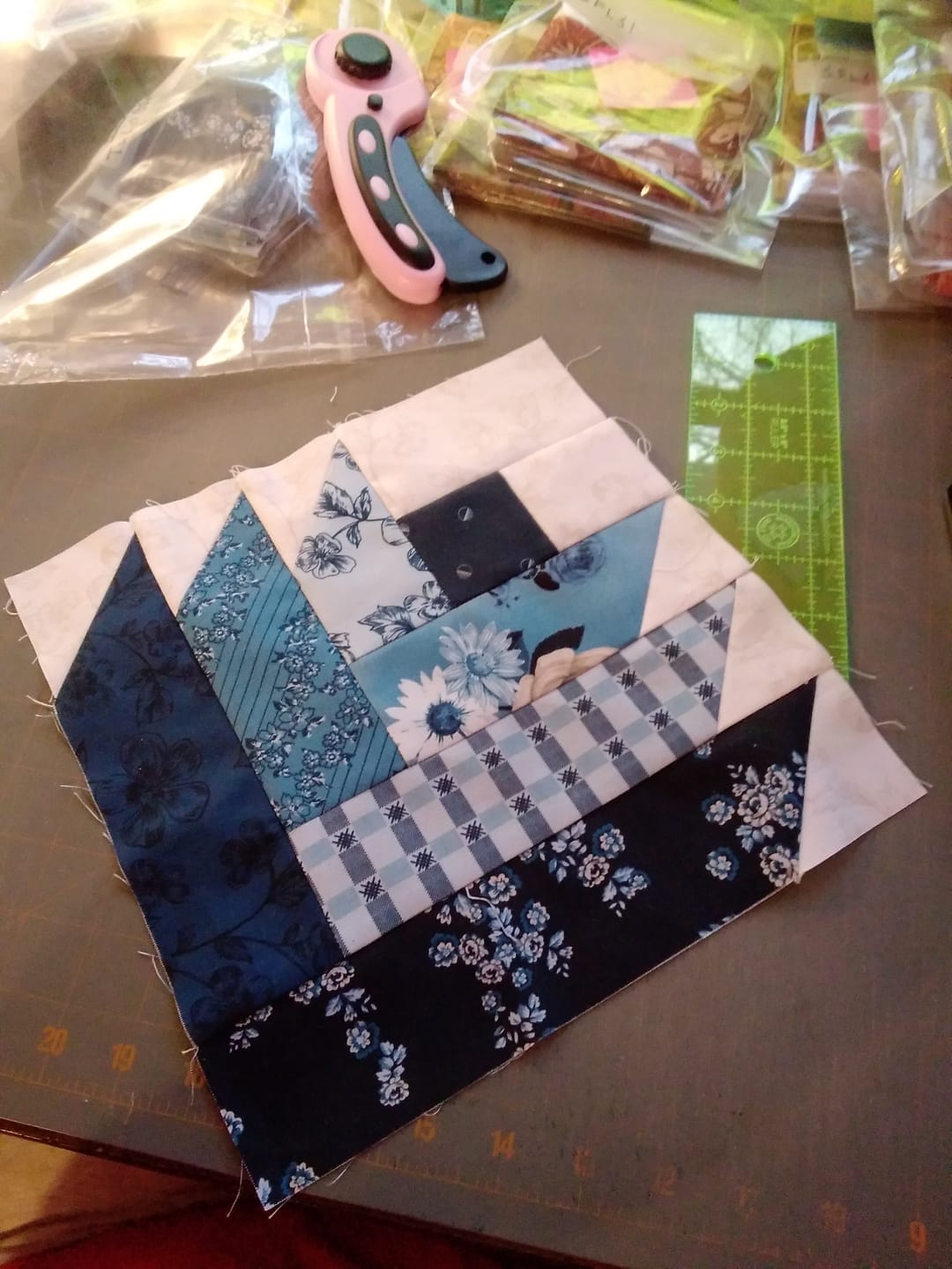 Customer photo review of Block Of The Month - Tulip Bellflower (104.5" x 104.5")