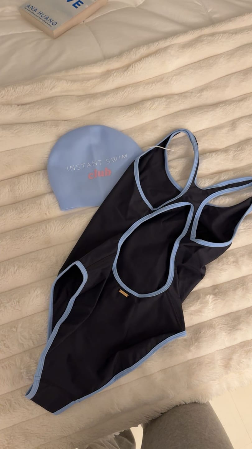 Customer photo review of Halo Onepiece - Charcoal Sky