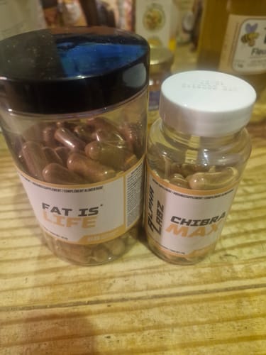 Customer photo review of Alpha Labz - Fat Is Life - Omega 3 Huile de Krill Vitamine D3 K2