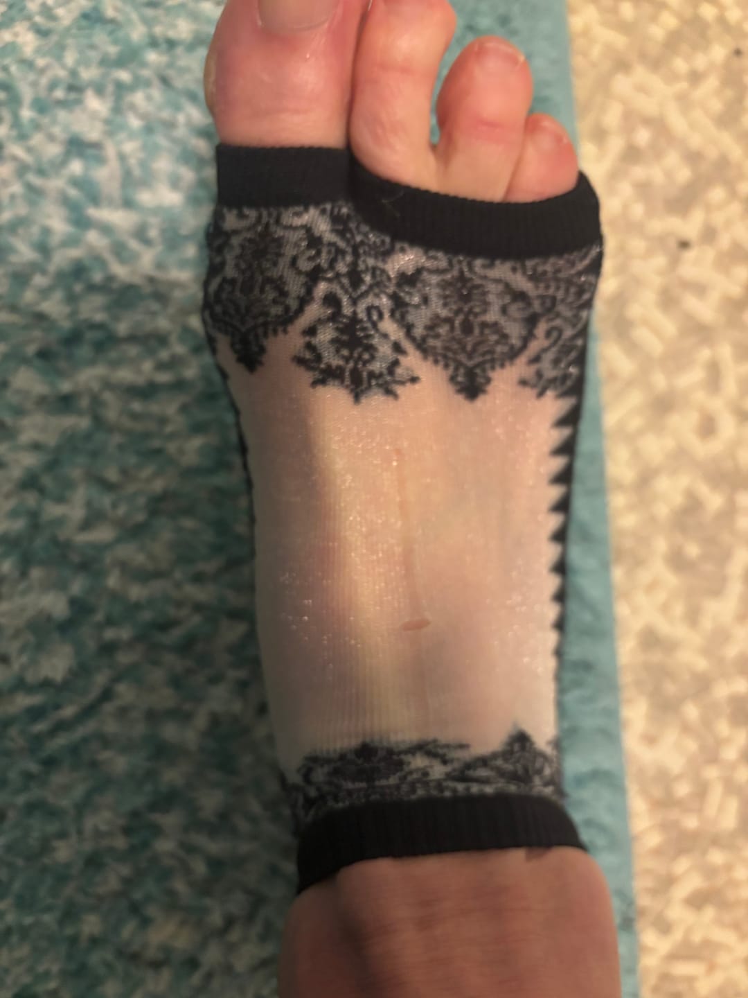 Customer photo review of Tucketts Flow Pilates Socks - Non-Slip Grip, Open Toe, Barre & Yoga - Women's