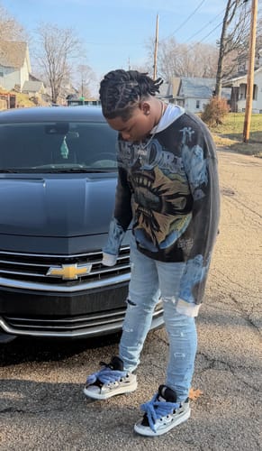 Customer photo review of Vale Forever World Eater Thermal Black