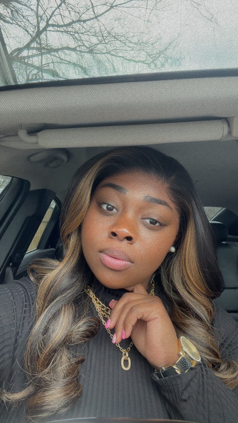 Customer photo review of Sensationnel Cloud 9 What Lace Swiss 13X6 HD Lace Front Wig - GLENNA