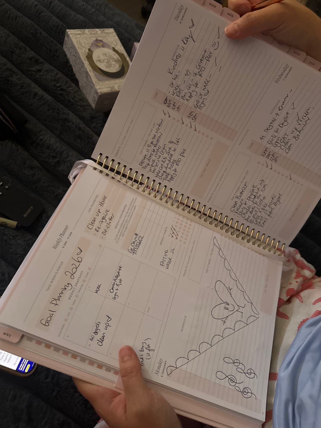 Customer photo review of 2026 Business Planner - Blush