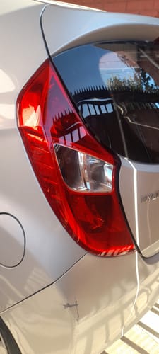 Customer photo review of Foco Trasero Izquierdo Hyundai Eon 2008 a 2014 Original 924014N000