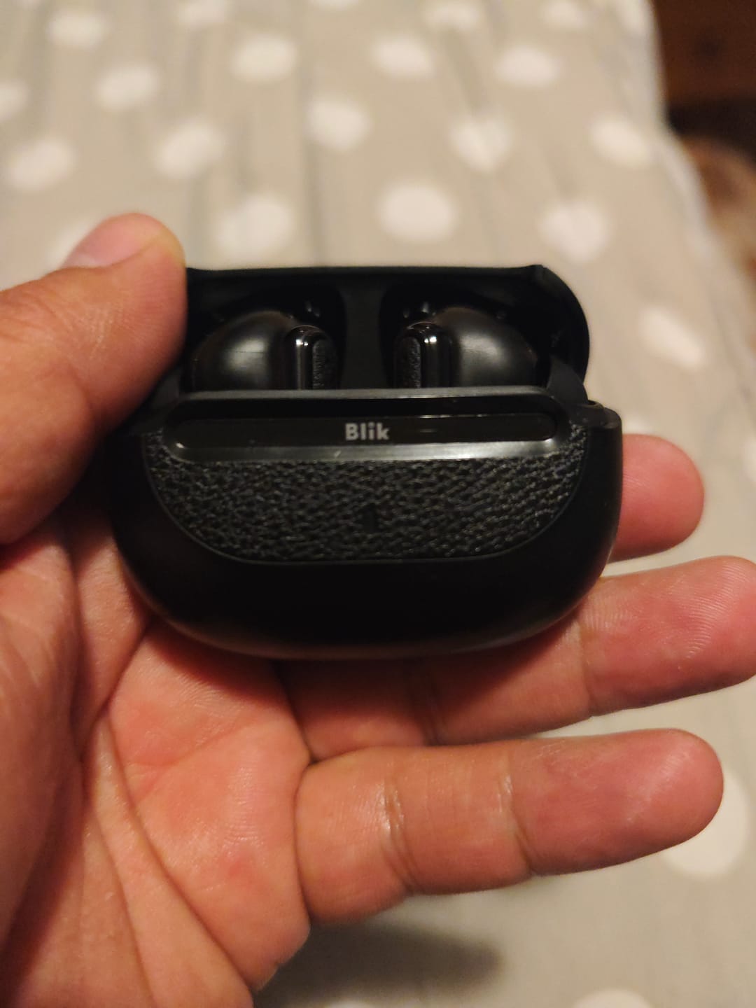 Customer photo review of Audifonos Bluetooth Blik Air950 Cancelación de ruido 40 hrs