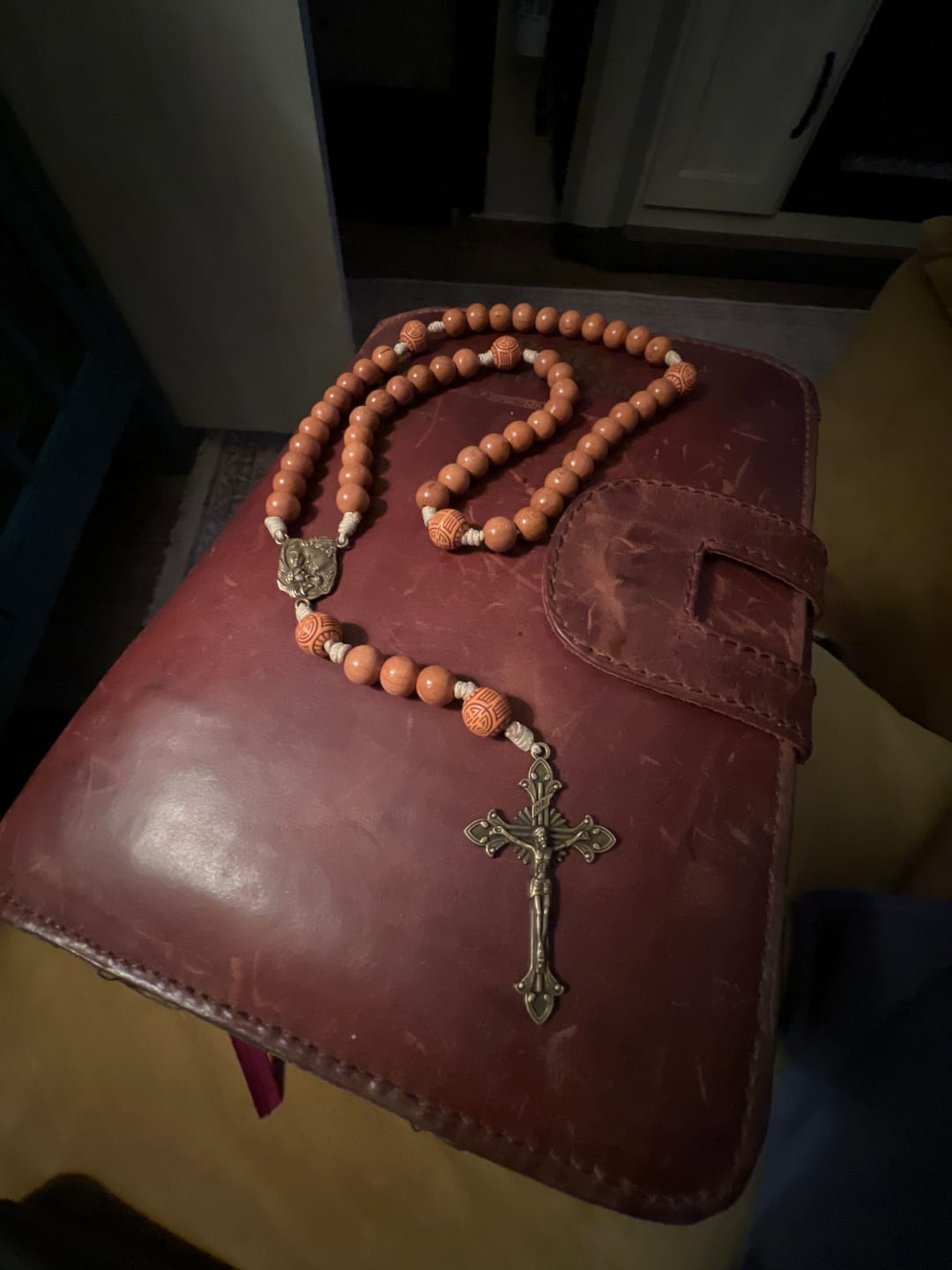 Customer photo review of FREE Today: Holy Family & Crucifix of Handmade 10mm Olive Wood Bead Rosary for Holy Prayer