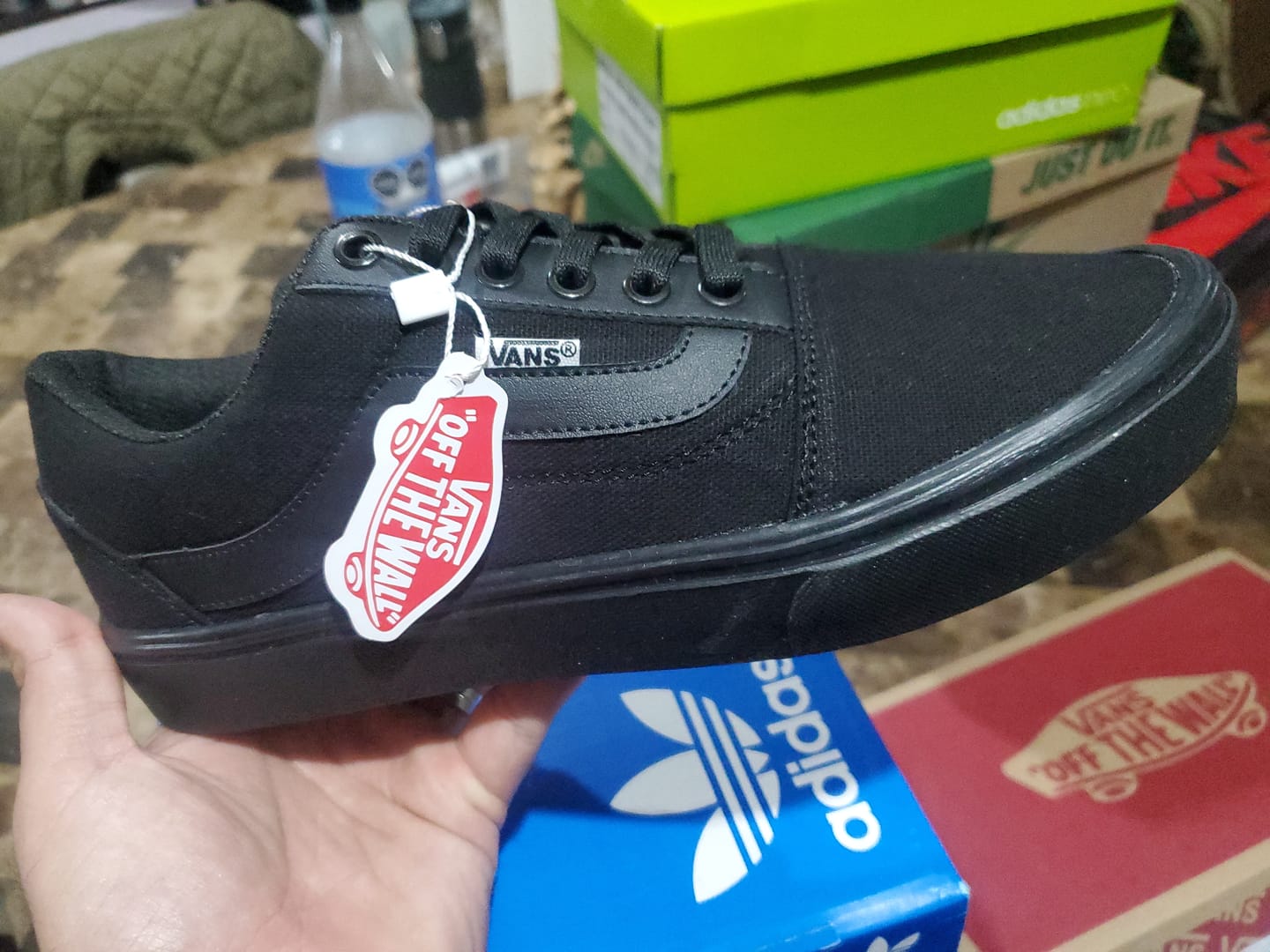 Customer photo review of Tenis 175 Choclo Negro Total