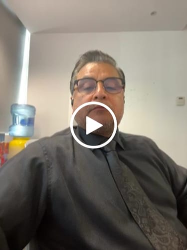 Customer video review of Ties2you Silk Tie Dark Black Paisley Men's Tie Pocket Square Cufflinks Set