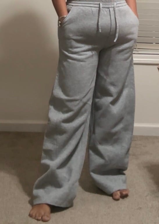 Customer photo review of Aelfric Eden Baggy Sweatpants