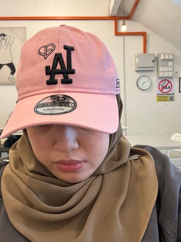 Customer photo review of 9TWENTY Los Angeles Dodgers New Era x MLB x BLACKPINK Pink Adjustable