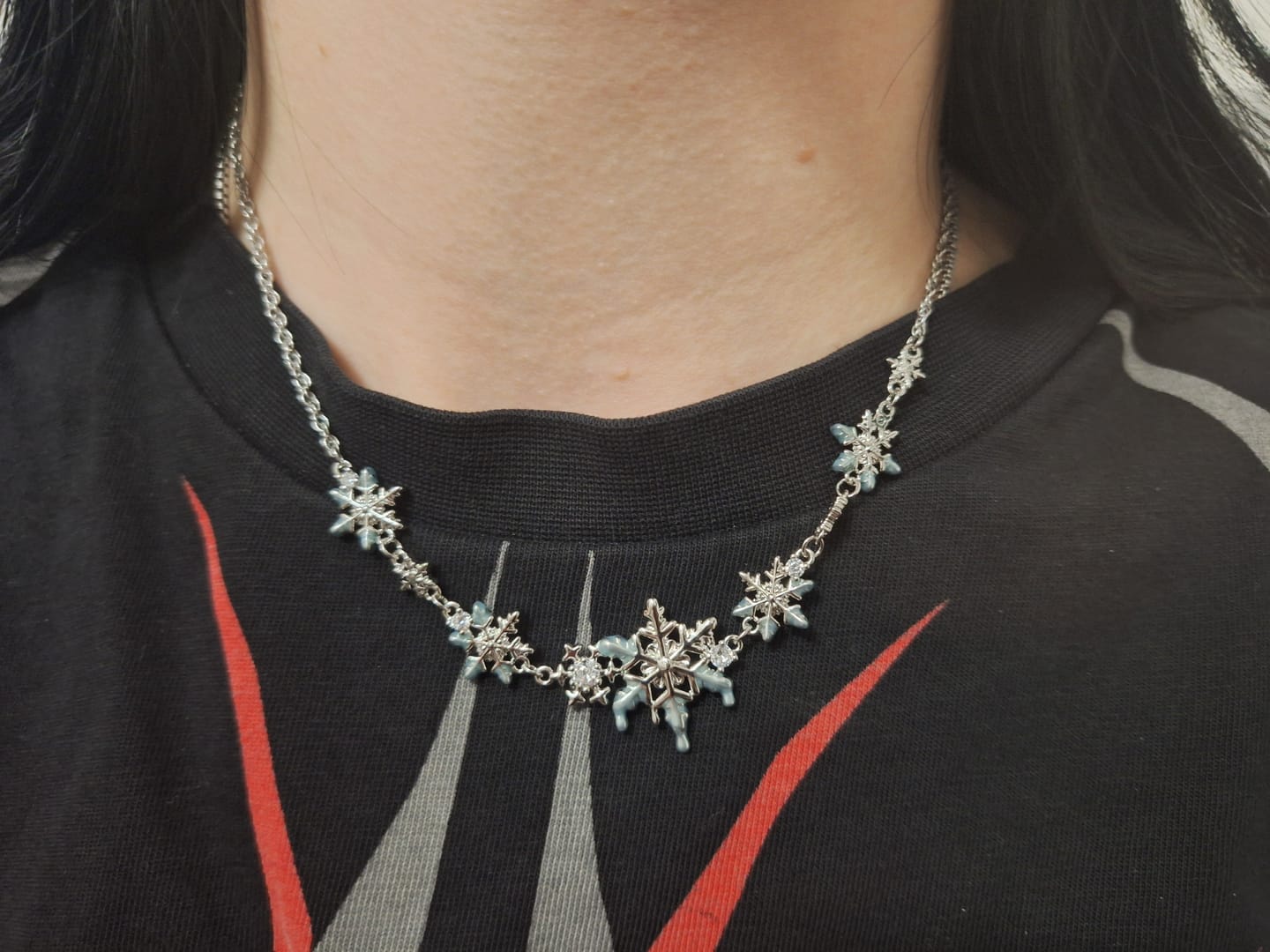 Customer photo review of "Snow Land" Platinum Plated Snowflake Pendant Necklace, with Zirconia