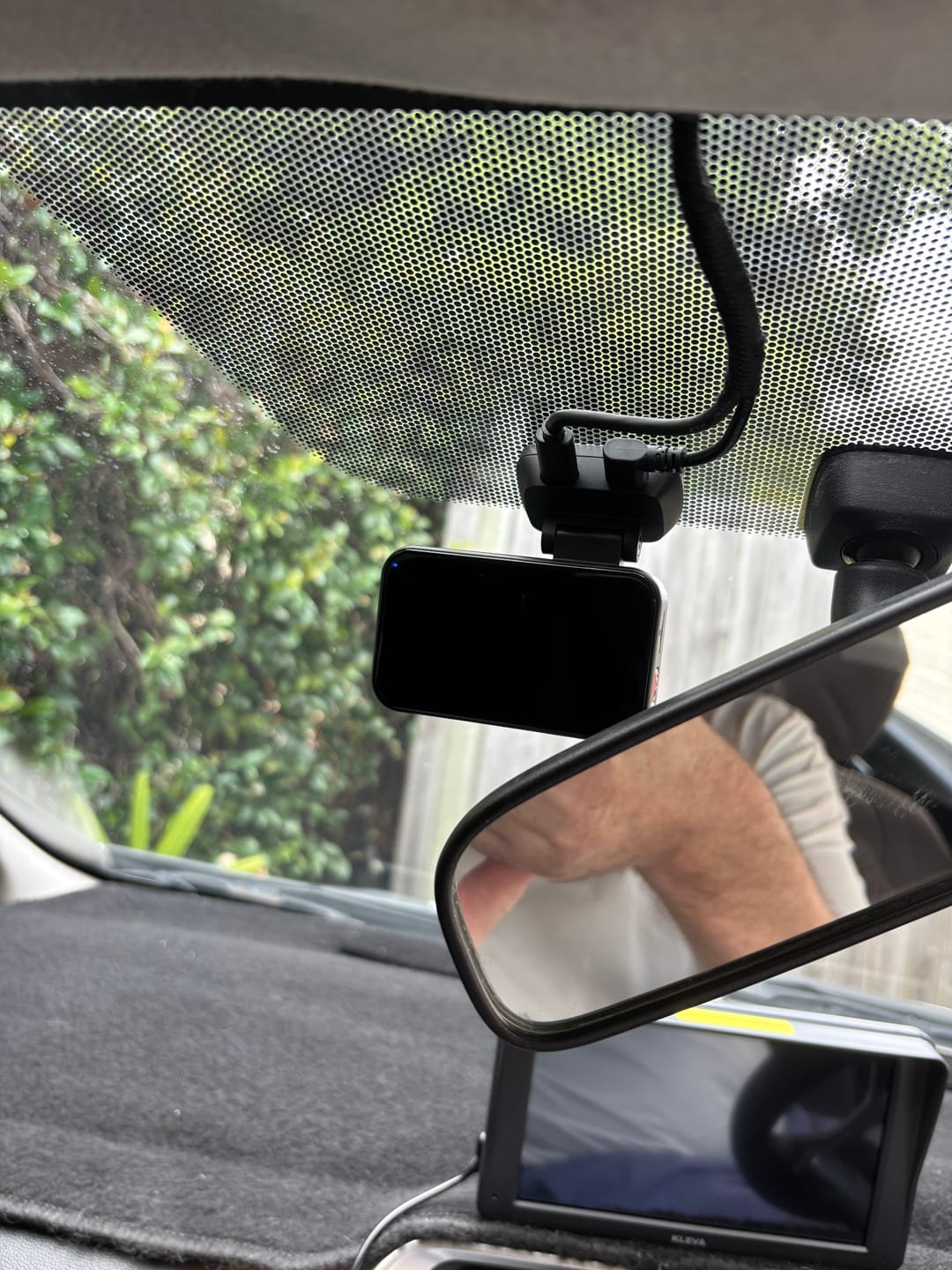 Customer photo review of Redtiger ViewClear 70 4K Dual HDR 5.8Ghz WiFi-6 Hyper Night Clarity Dual Dash Cam