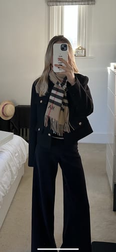 Customer photo review of Laura Joggers - Black