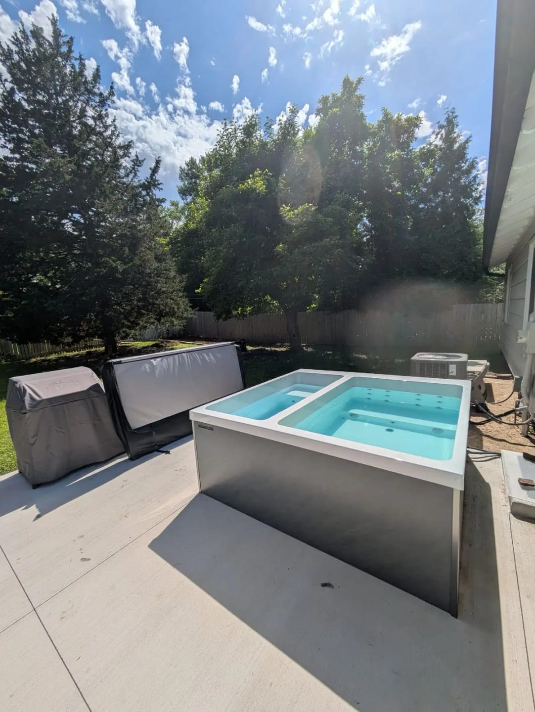 Customer photo review of The Model 2