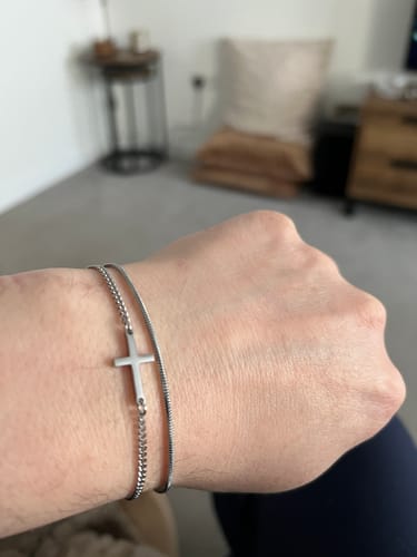 Customer photo review of CROSS BRACELET | Silver