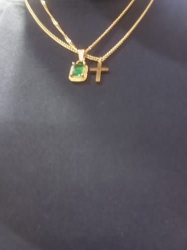 Customer photo review of GREEN GEMSTONE CHAIN | 18K Gold