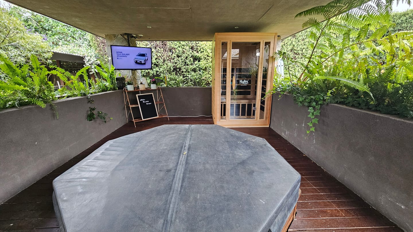 Customer photo review of Kylin Low EMF Premium Carbon Far Infrared Sauna 2 people - K8202