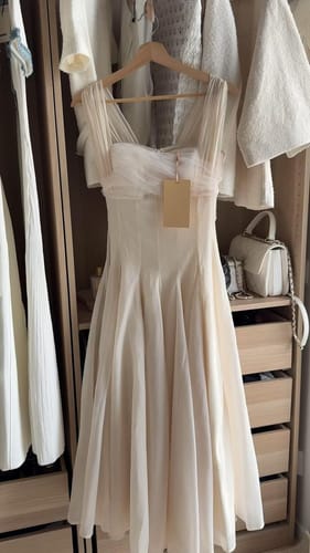 Customer photo review of Elegant Sleeveless Waist-cinching Tulle Full-hem Maxi Dress