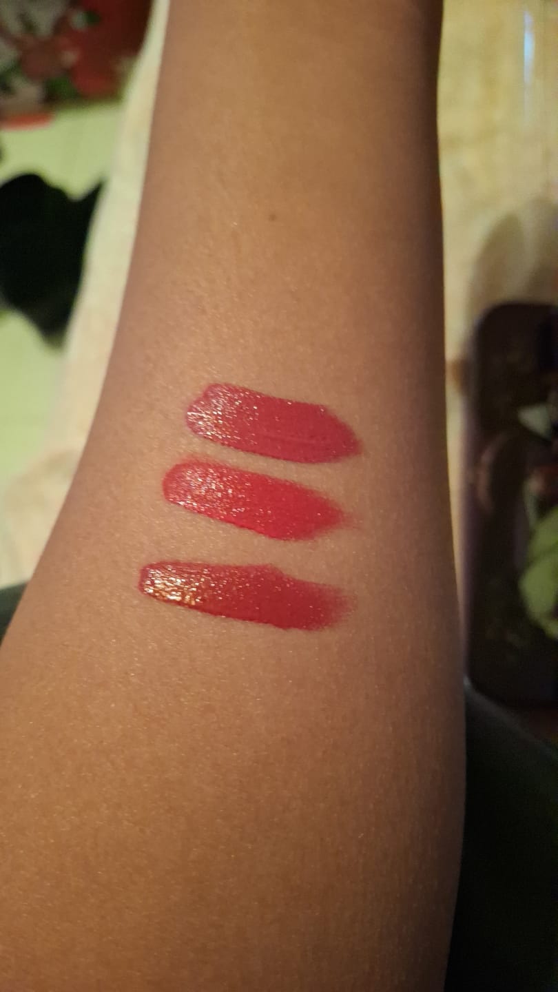 Customer photo review of Set de Labiales Líquidos Mate 3 Villanas