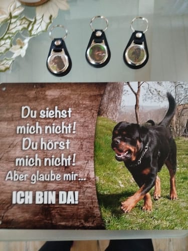 Customer photo review of Hunde-Türschild mit Foto & Wunschtext (UV- UND WETTERFEST) - Angebot beim Kauf eines 2. Schildes