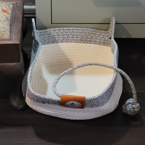 Customer photo review of Instinct Basket | Handwoven & Chemical-Free Cat Territory