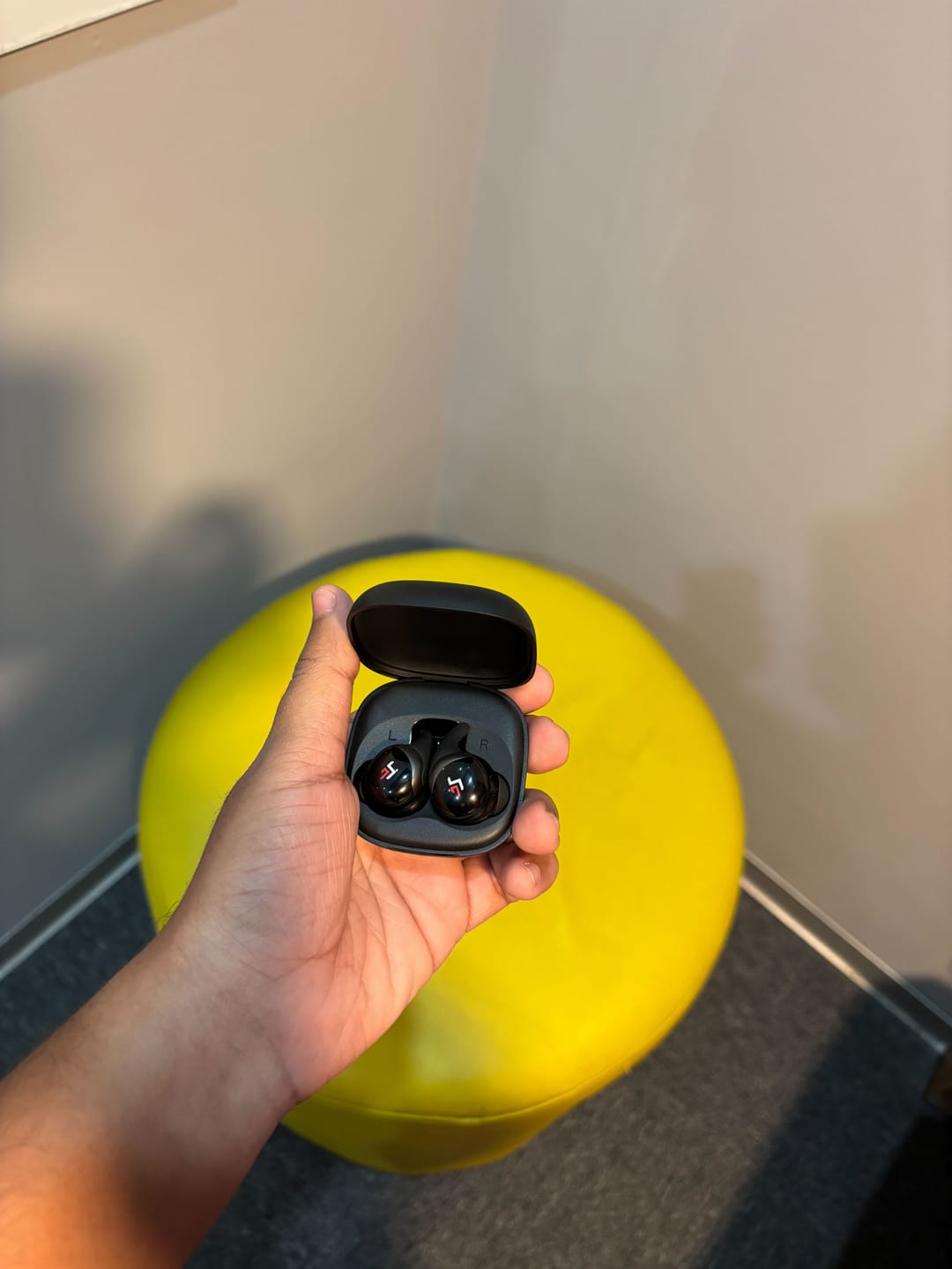 Customer photo review of Hertz