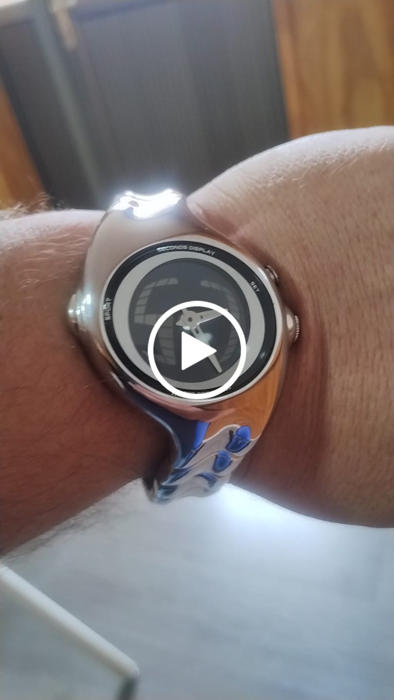 Customer video review of Reloj Benly Design GL570 Silver-Shiny Kyosi LCD (Nike Triax)