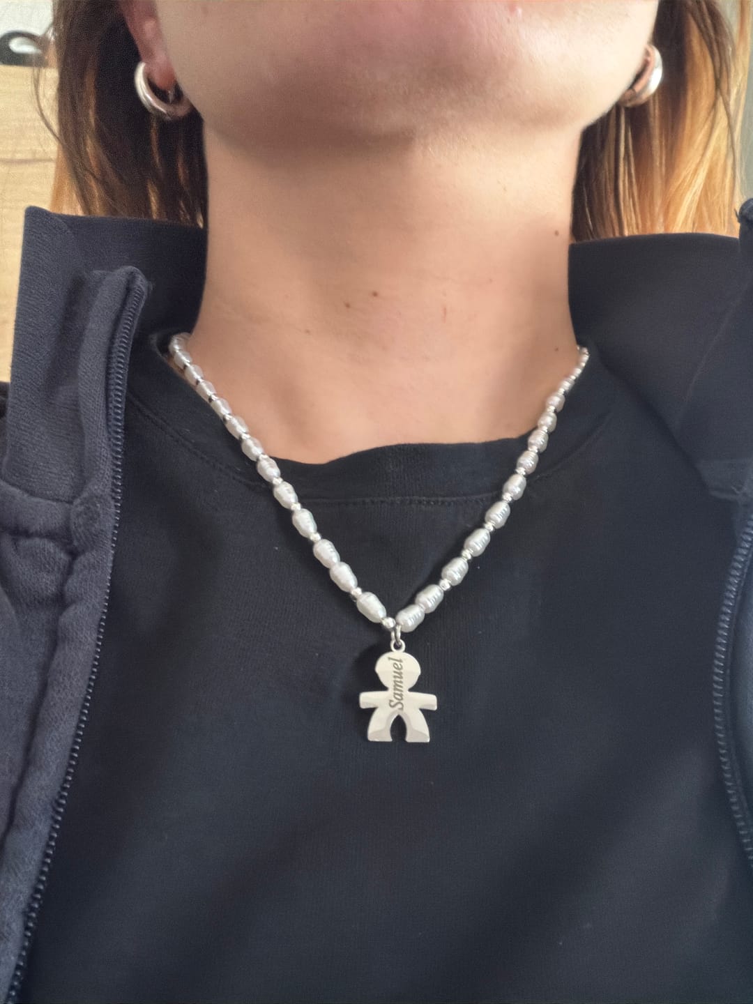 Customer photo review of Girocollo perline con bambini e incisione