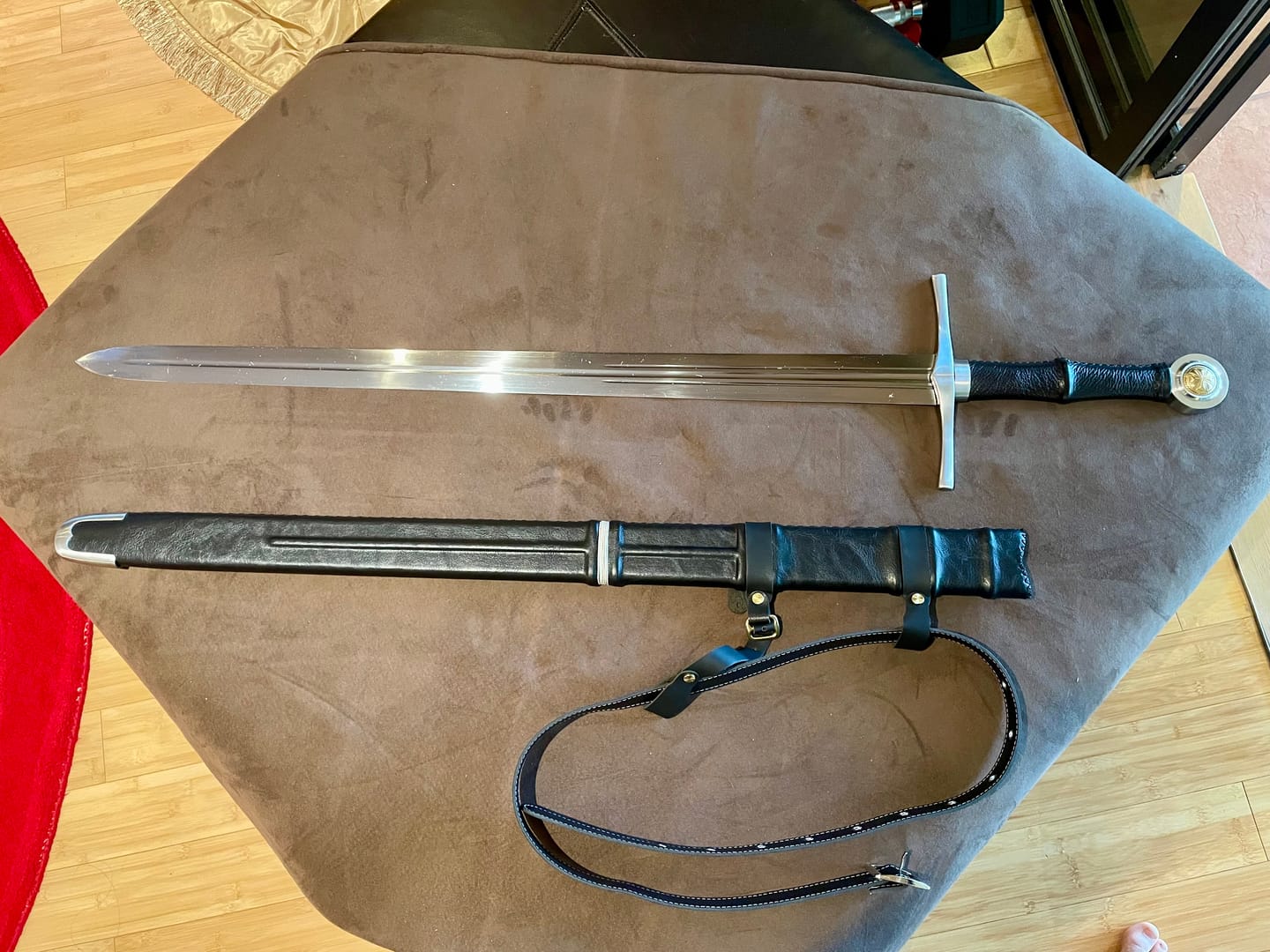 Customer photo review of The Vanguard Hand and a half Sword