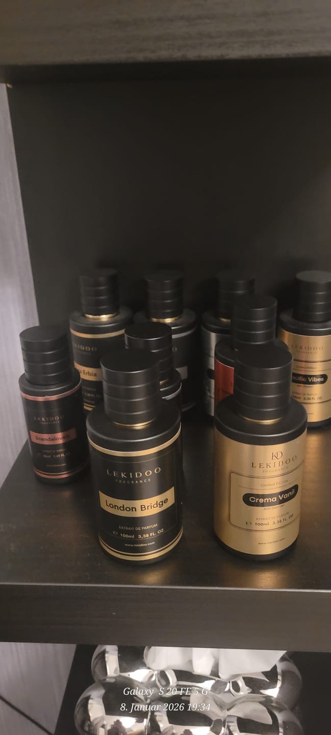 Customer photo review of London-Bridge