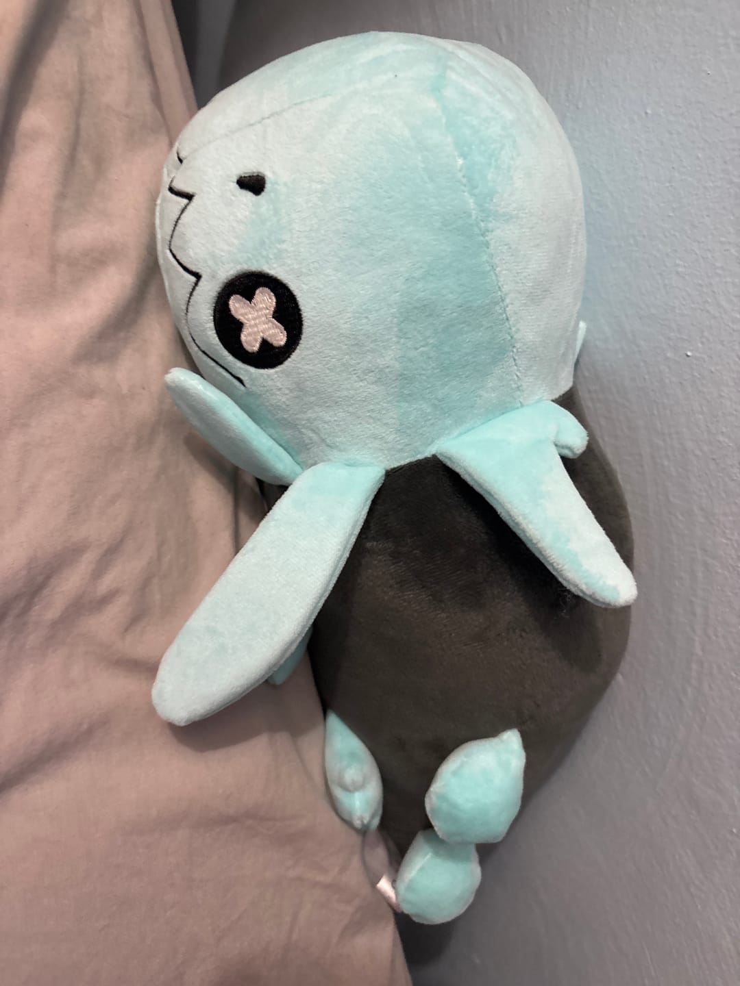 Customer photo review of Rain World - Glowing Blue Lizard Plush