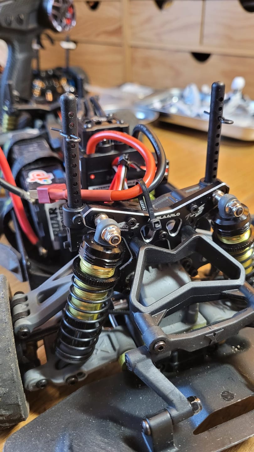 Customer photo review of 190mm Modified Shell Retaining Struts For 1/10 RC Rally Car