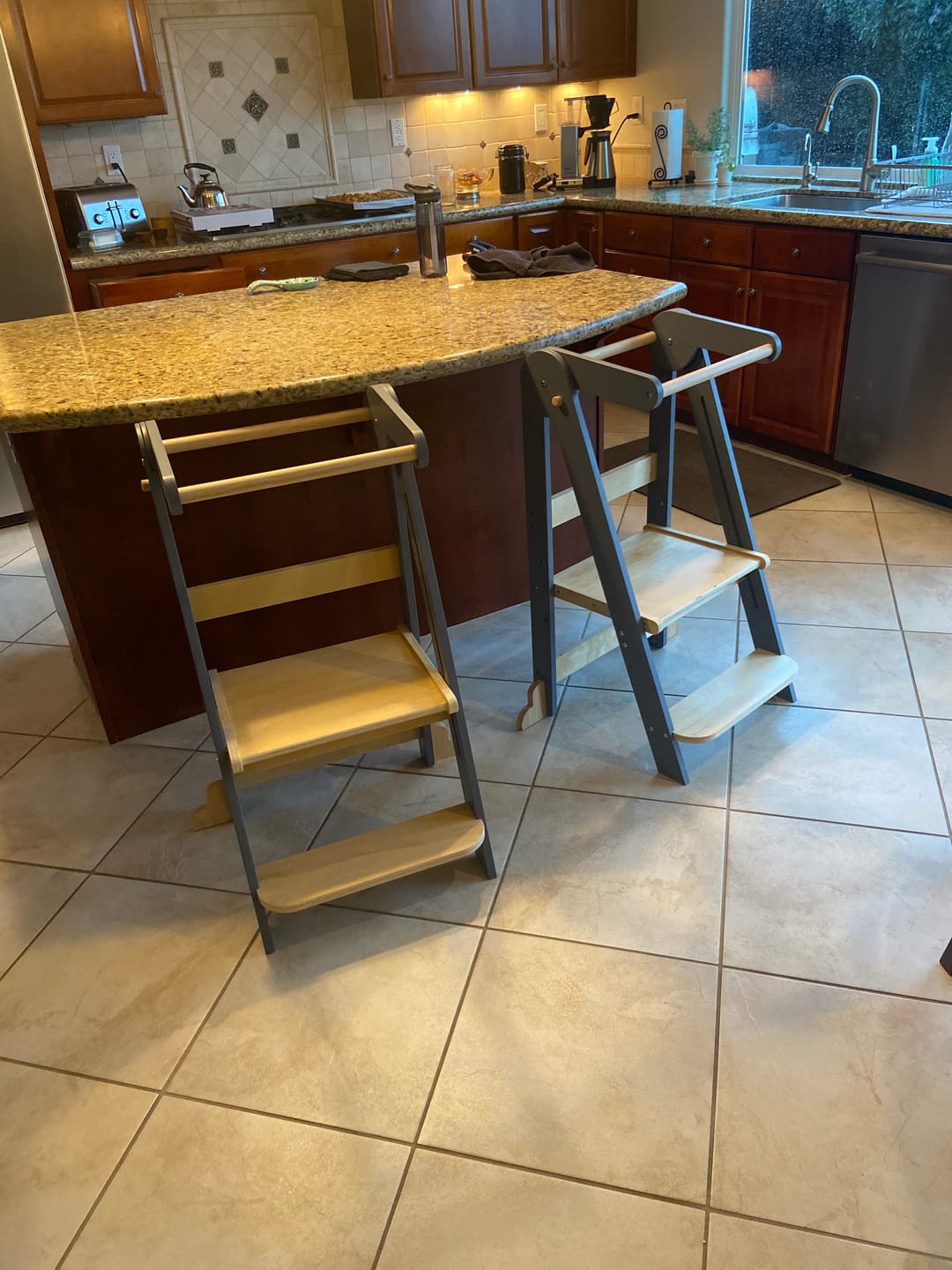 Customer photo review of HARPPA Nordi | Foldable Toddler Tower – Safety Net Not Included