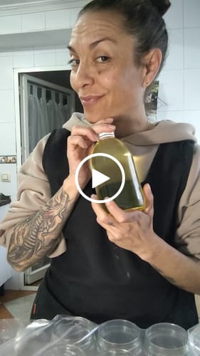 Customer video review of Fragancia ÁMBAR & SANDALWOOD