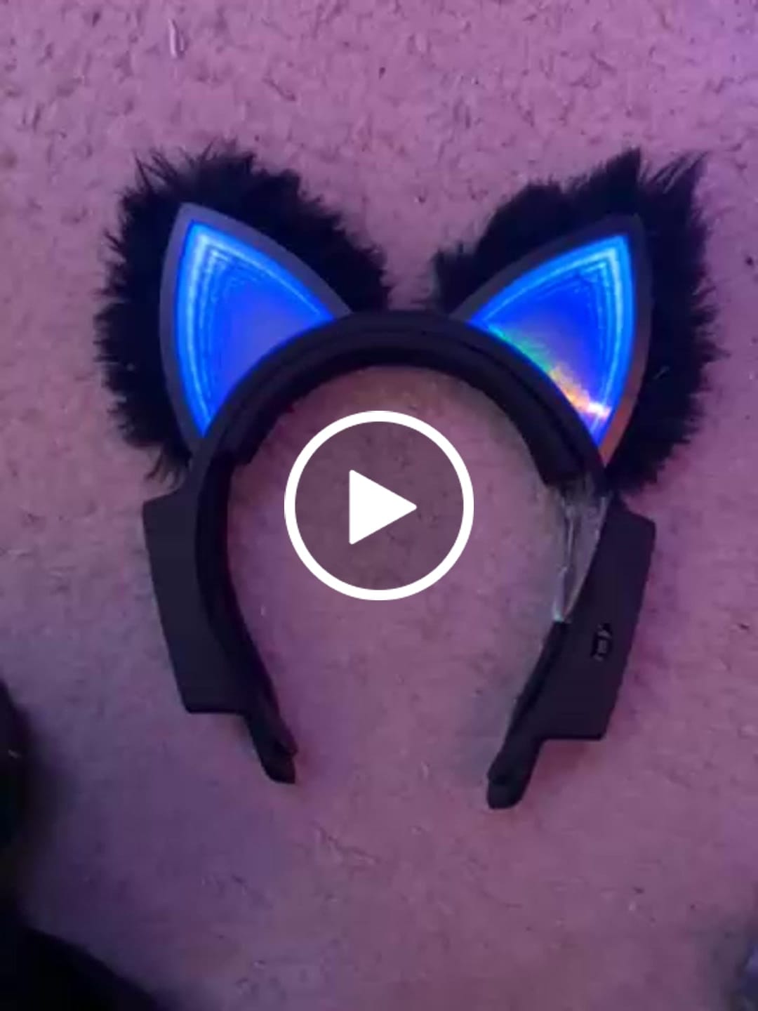 Customer video review of LED Infinity Mirror Cat Ears
