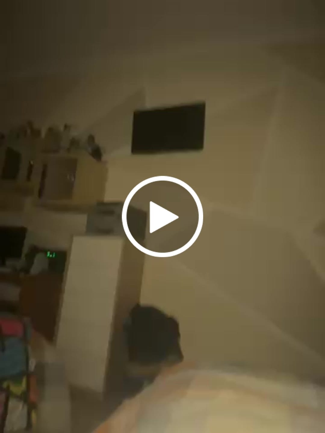 Customer video review of Longsleeve Cropped Blanks 220GSM Black