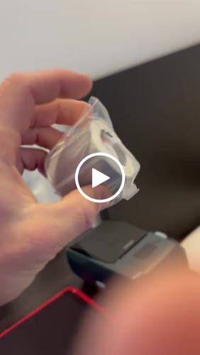 Customer video review of Hologram Label Paper for M2/M3, Suitable for Medicine Bottle Labeling