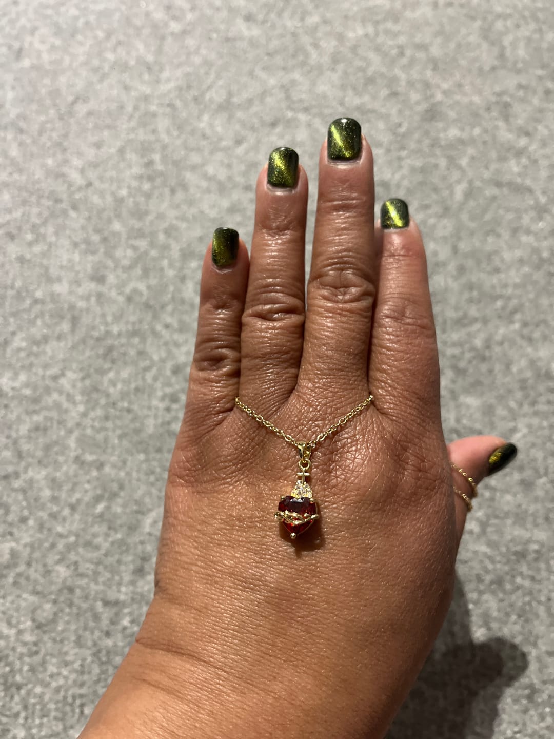 Customer photo review of Collier Cœur Sacré