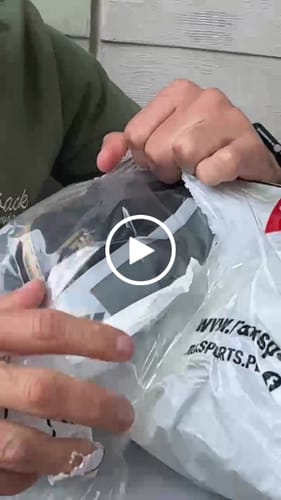 Customer video review of Kicking Pad o Pao para Muay Thai Aura Plus T17