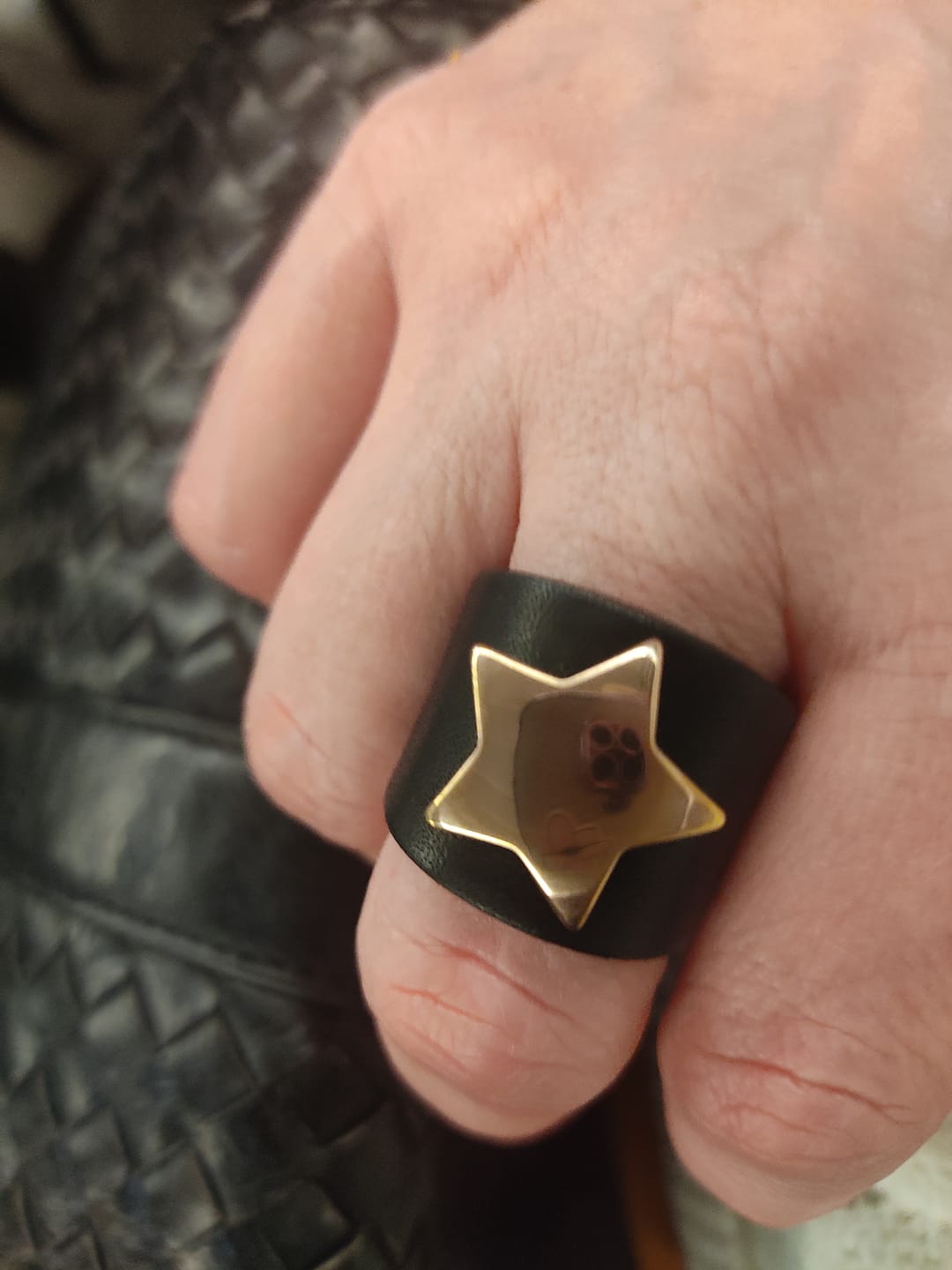 Customer photo review of Anello Pelle Stella Mia Tulsi